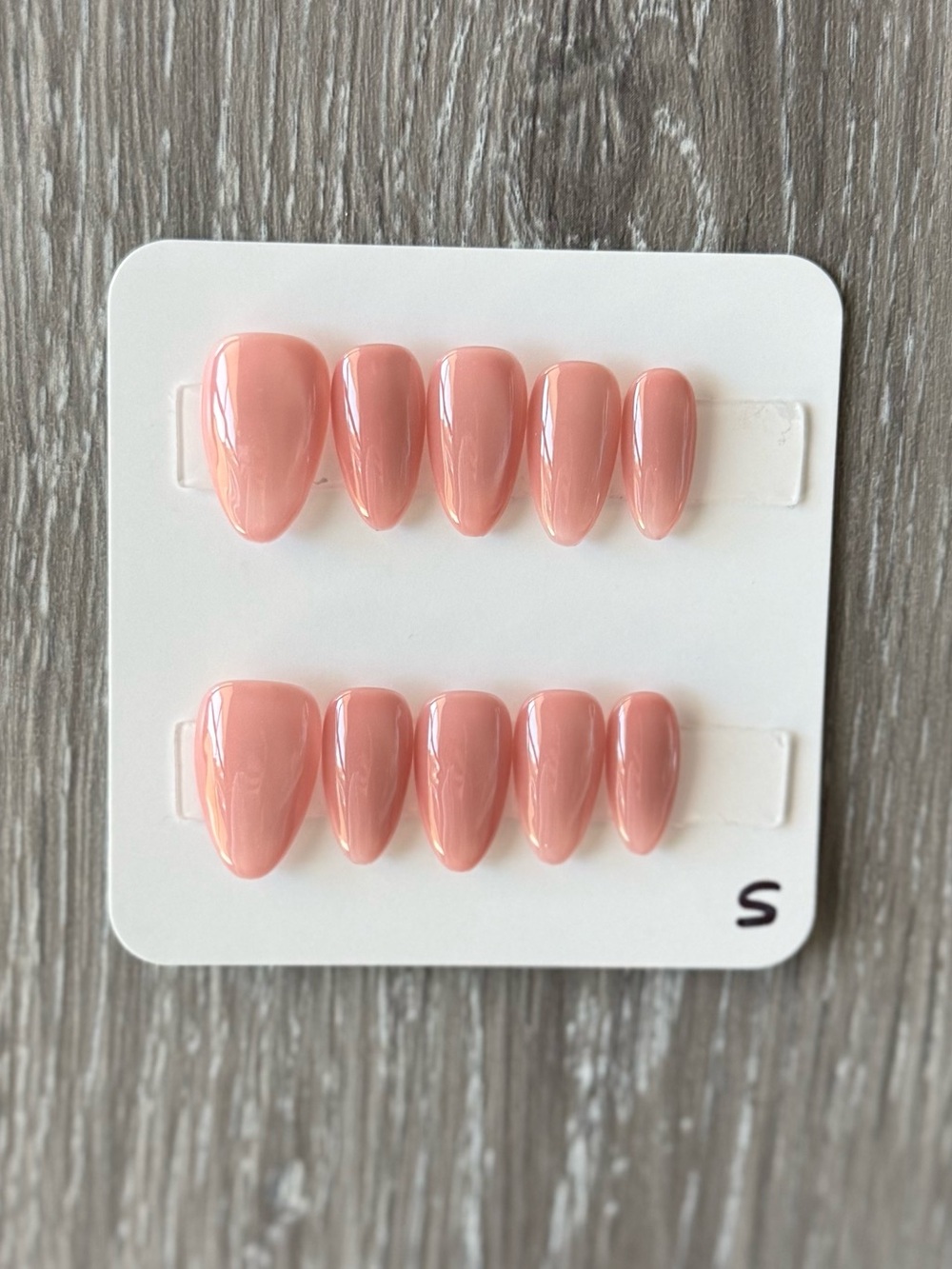 Peachy Nude Press-On Nail Set — Soft Peach Pink